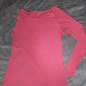 Long sleeved Gap shirt